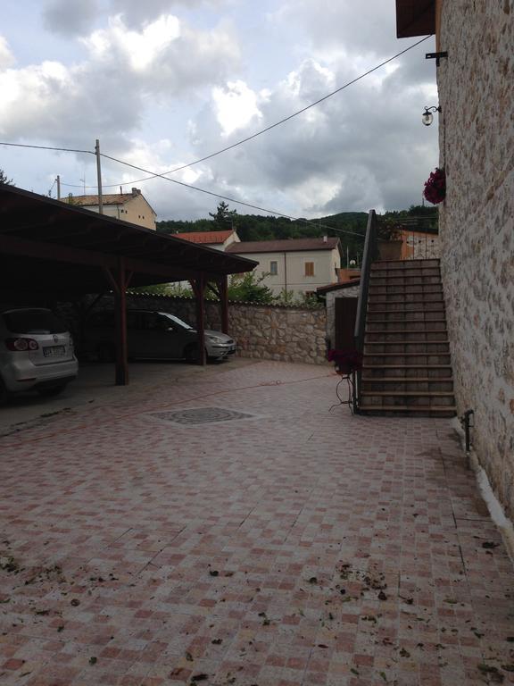 Agriturismo Capriccio Di Giove Cansano Bagian luar foto
