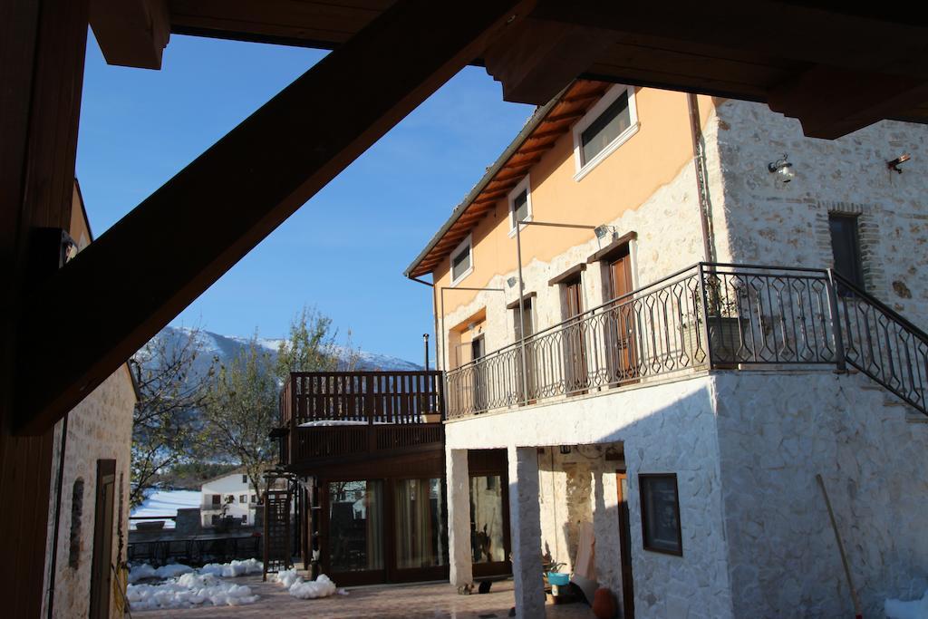Agriturismo Capriccio Di Giove Cansano Bagian luar foto