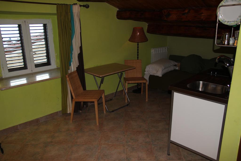 Agriturismo Capriccio Di Giove Cansano Bagian luar foto