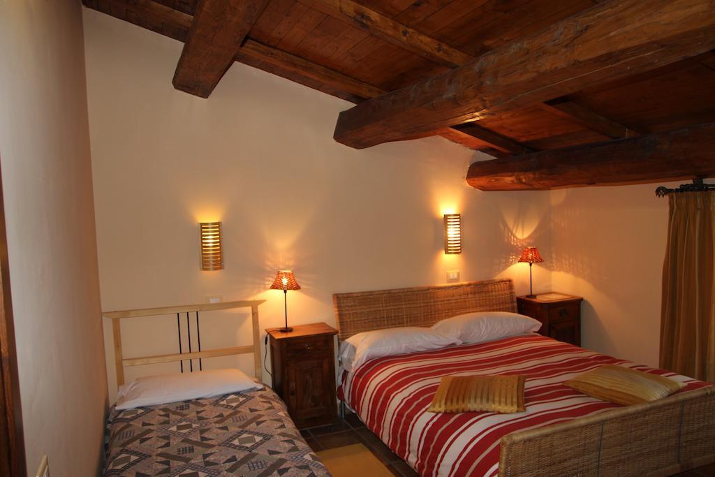 Agriturismo Capriccio Di Giove Cansano Bagian luar foto